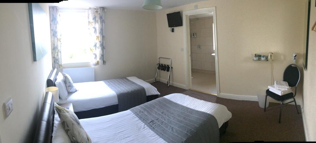 The Lodge Redhill  Esterno foto